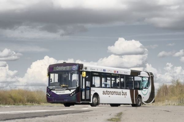 В Великобритании стартуют дорожные испытания автономного пассажирского автобуса